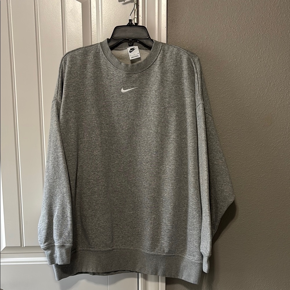 Nike Gray Crewneck Sweater with Ribbed Cuffs